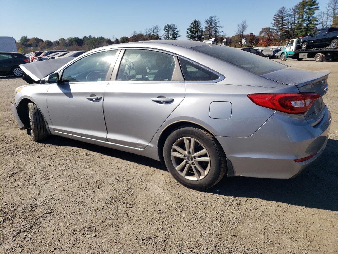 2015 Hyundai Sonata - Image 2