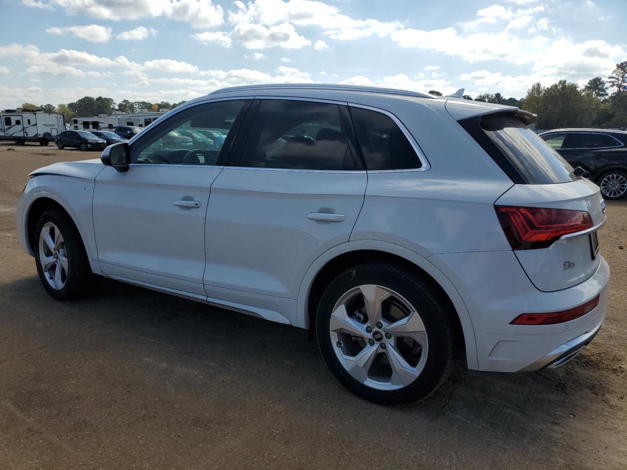 2023 Audi Q5 - Image 2