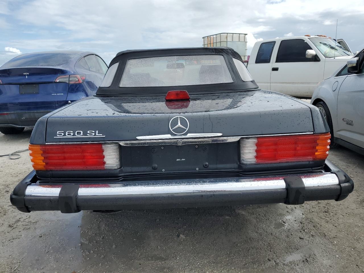 1987 Mercedes-Benz 560 Sl VIN: WDBBA48D9HA060044 Lot: 76965694
