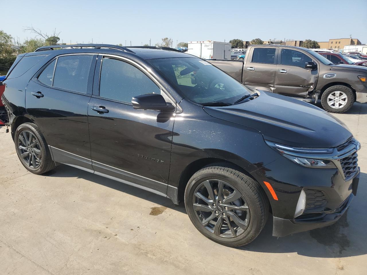 2023 Chevrolet Equinox - Image 4