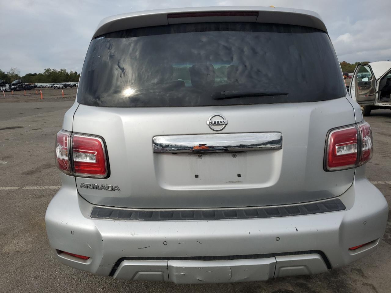 JN8AY2NC4H9509919 2017 Nissan Armada Sv