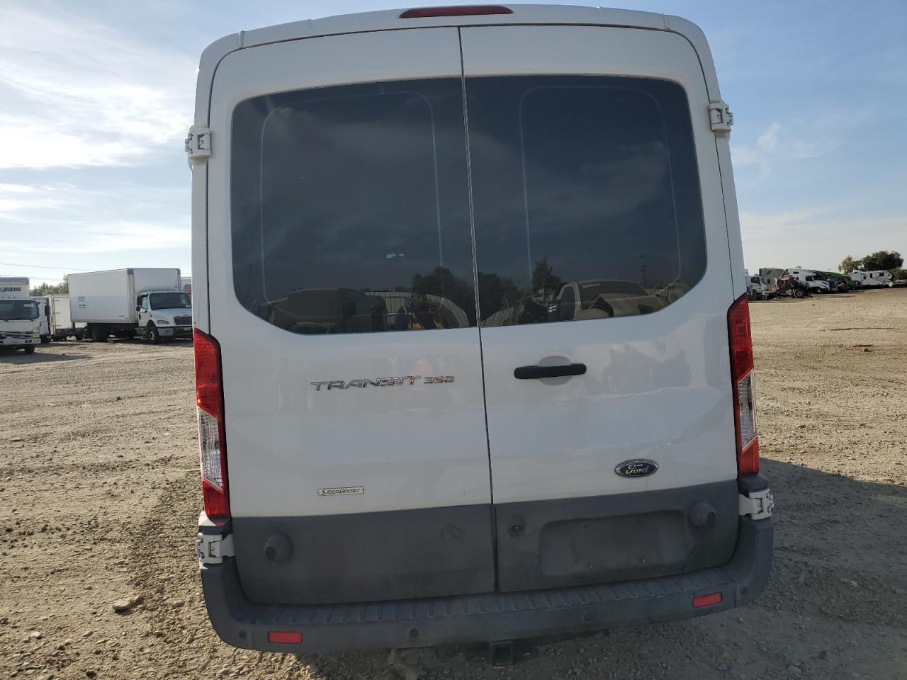 1FBAX2CG5HKA49588 2017 Ford Transit T-350