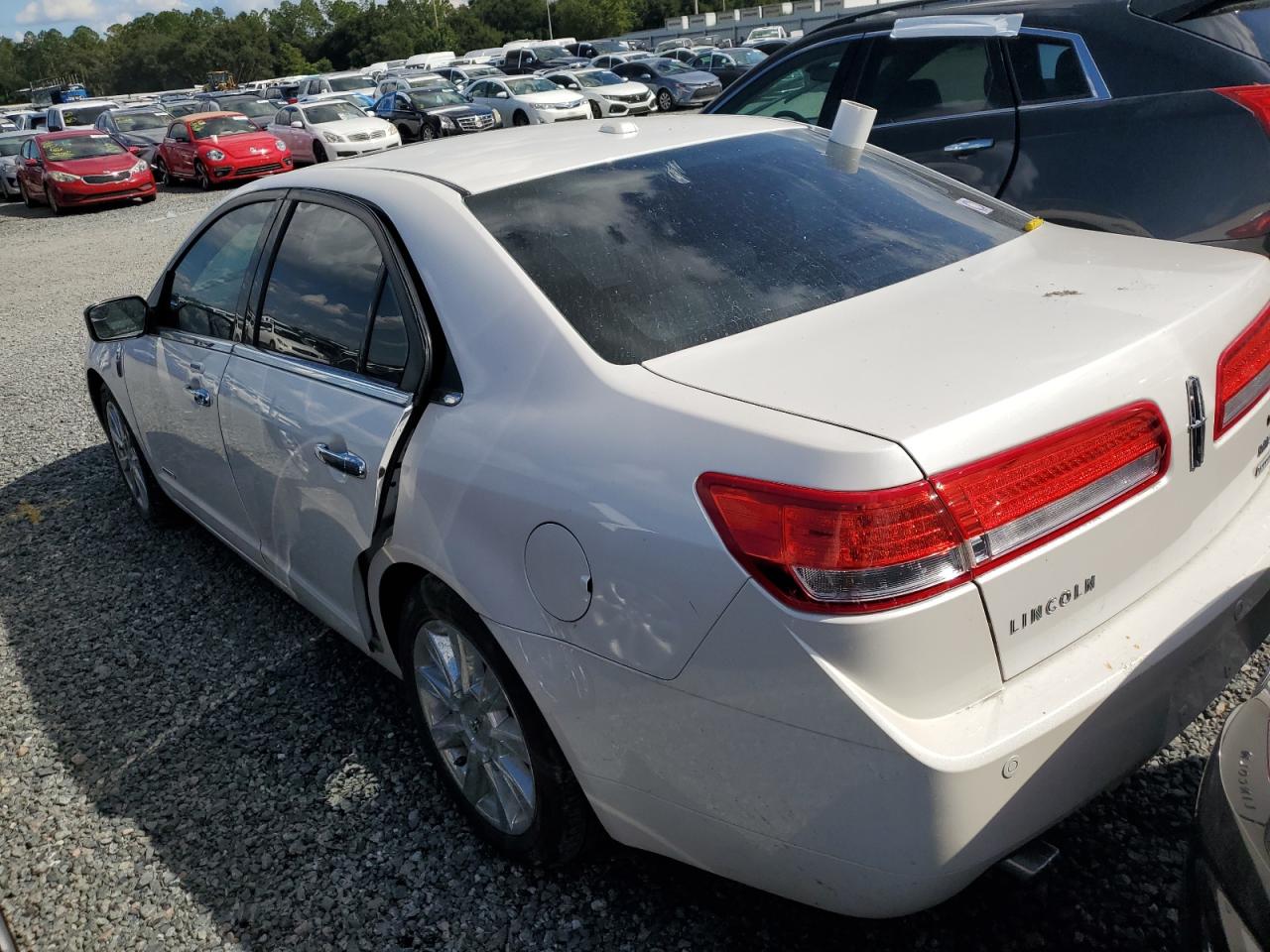 2012 Lincoln MKZ - Image 2