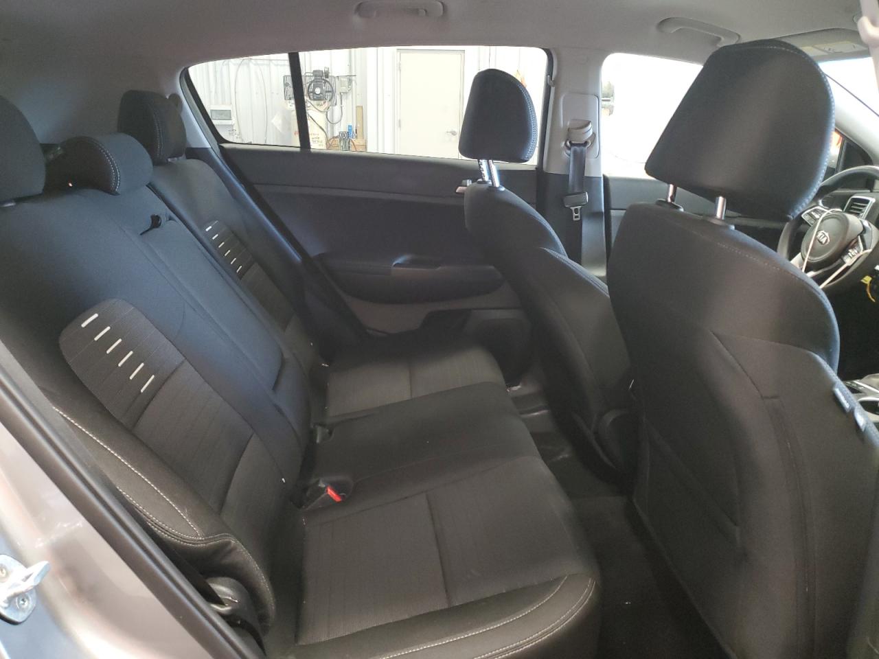 2021 Kia Sportage - Image 11