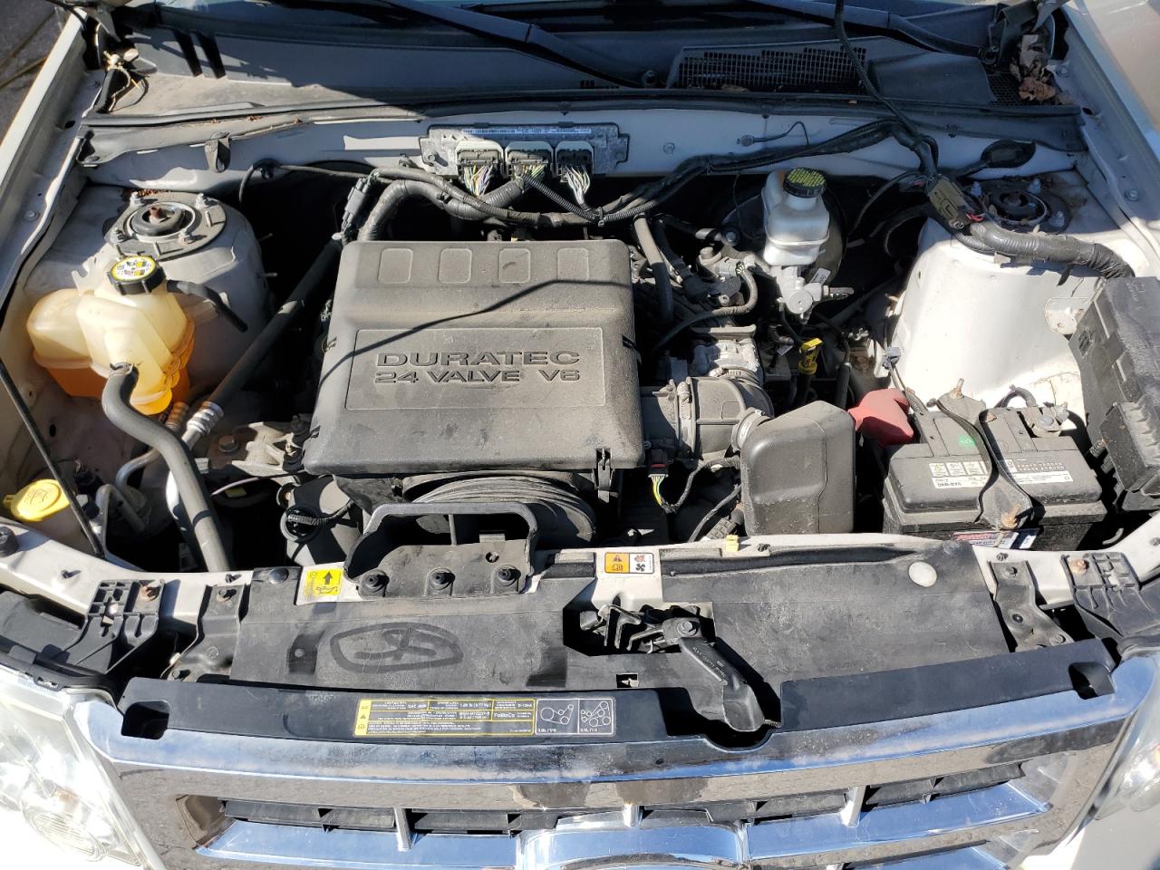 2011 Ford Escape - Image 12