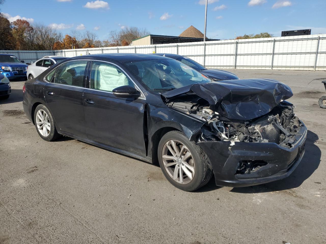 2020 Volkswagen Passat - Image 4