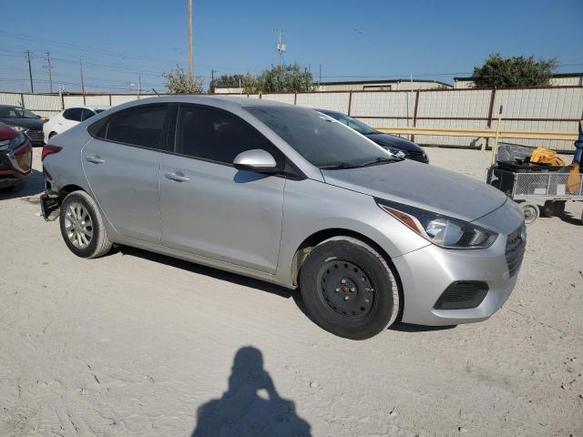  HYUNDAI ACCENT 2018 Серебристый