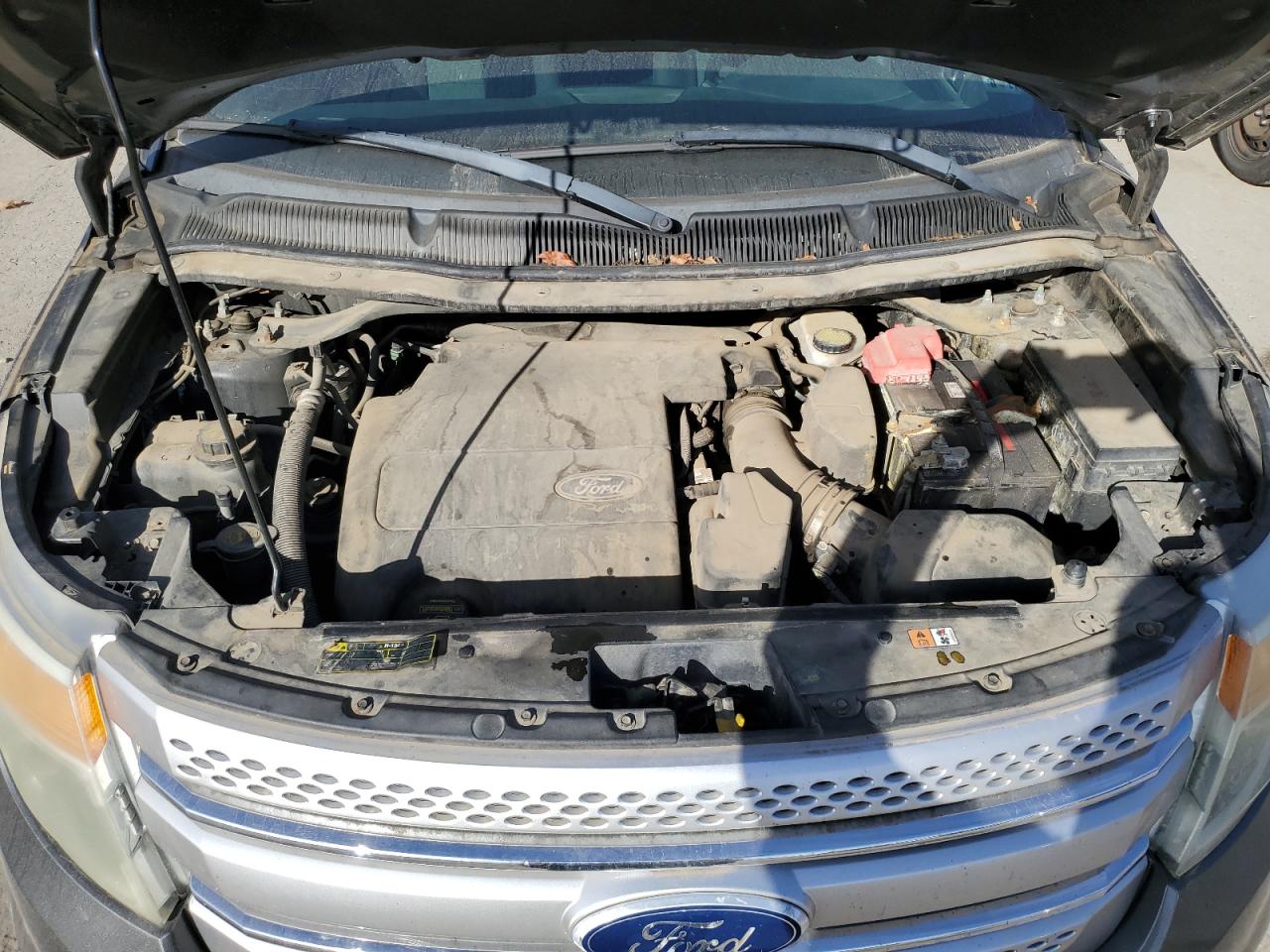 2011 Ford Explorer - Image 12