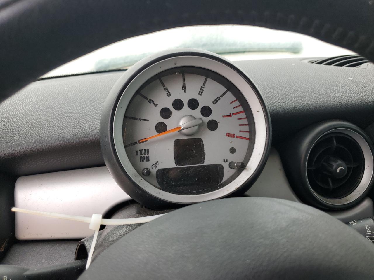 2007 MINI Cooper - Image 9
