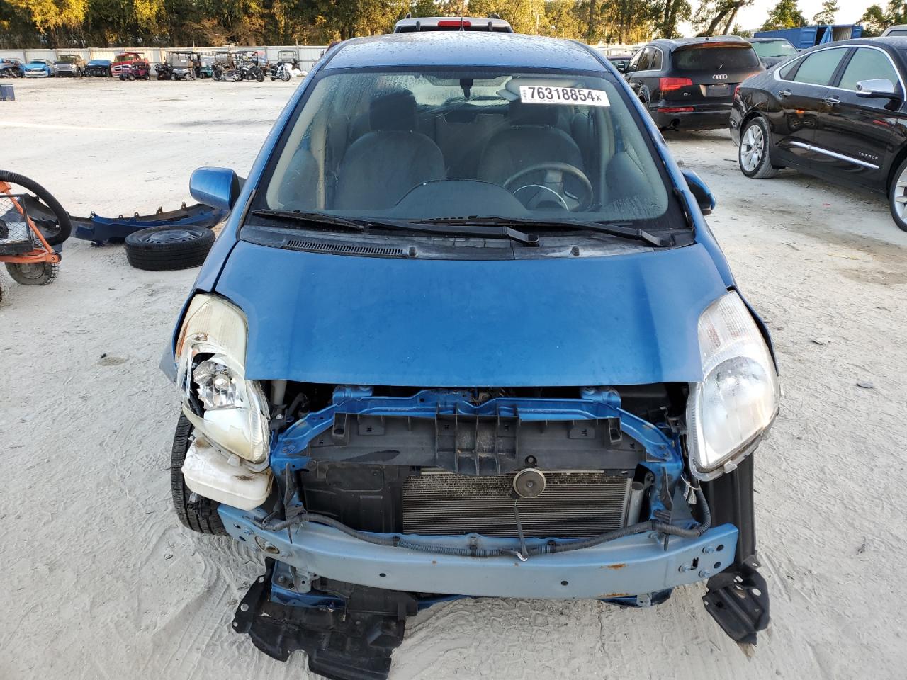 2011 Toyota Yaris - Image 5