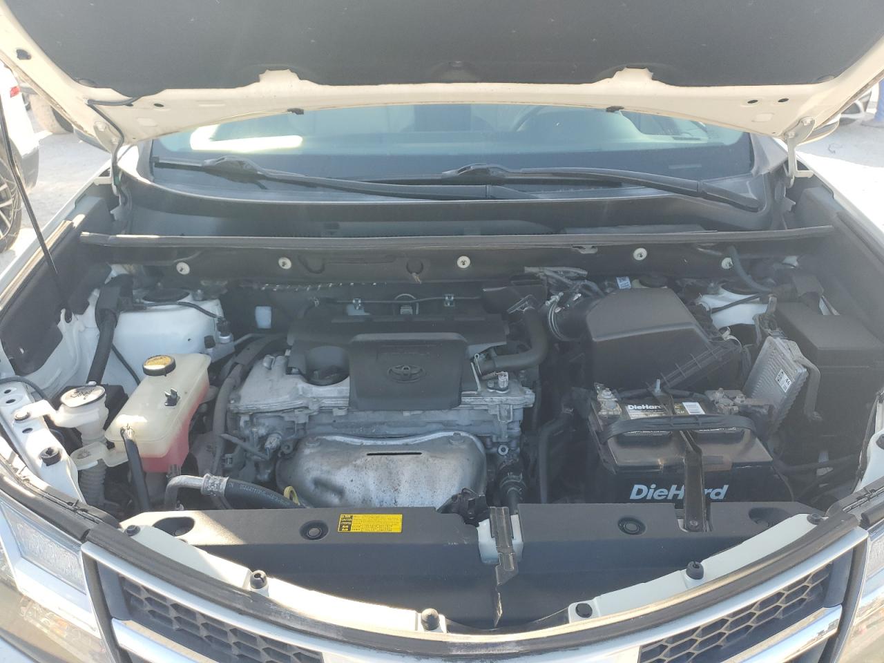 2015 Toyota RAV 4 - Image 11