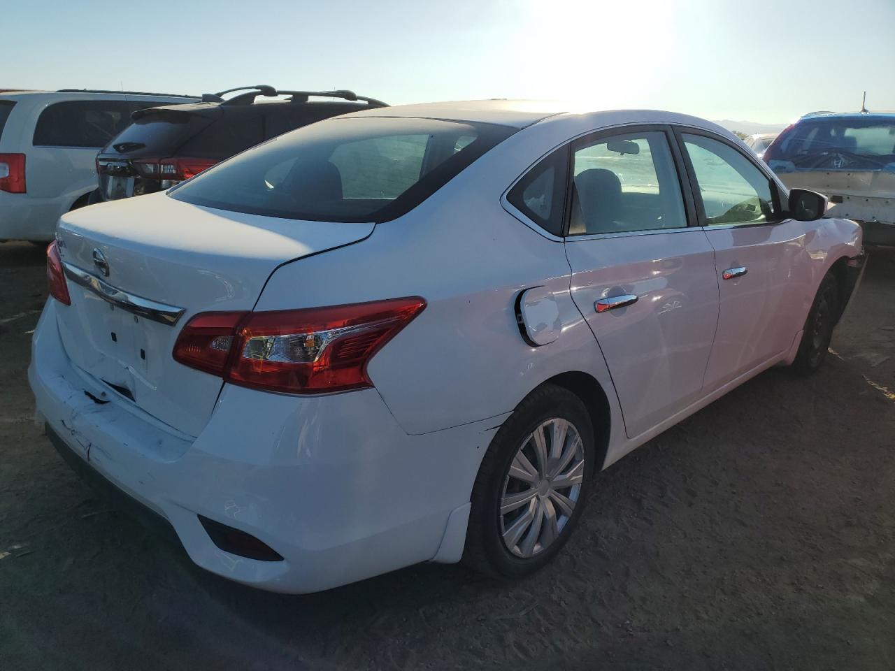 2017 Nissan Sentra - Image 3