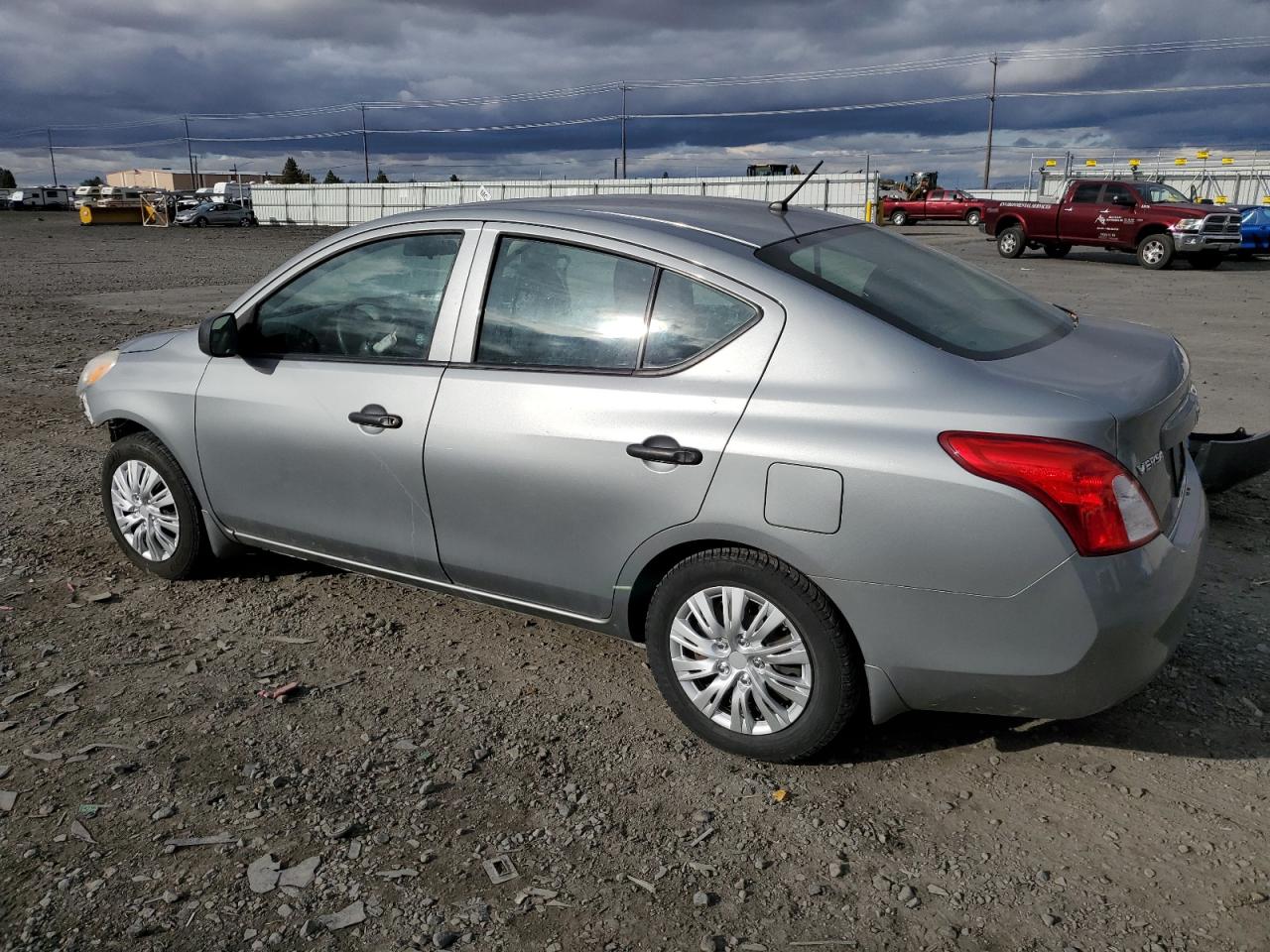 2012 Nissan Versa - Image 2