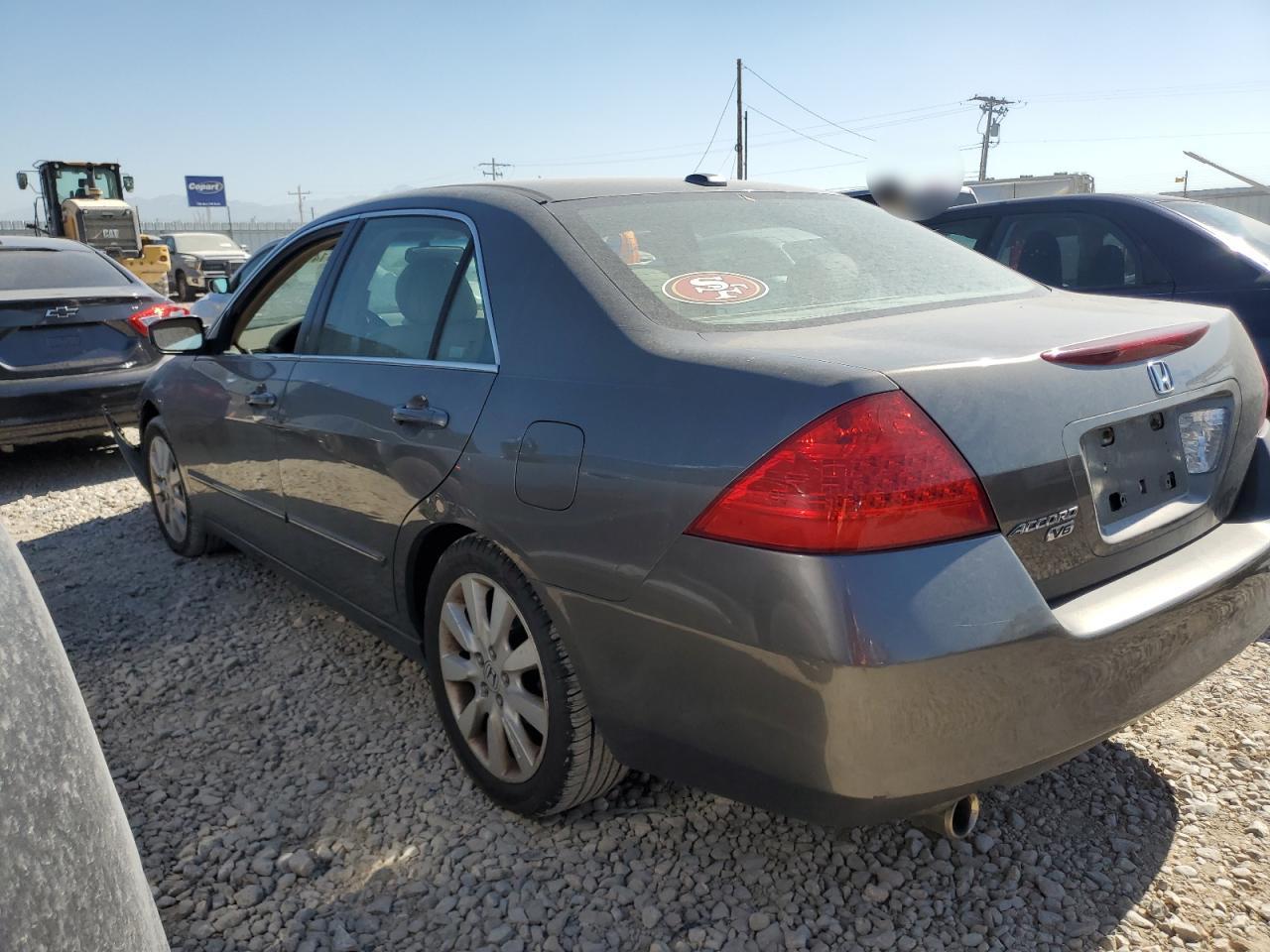 2007 Honda Accord - Image 2