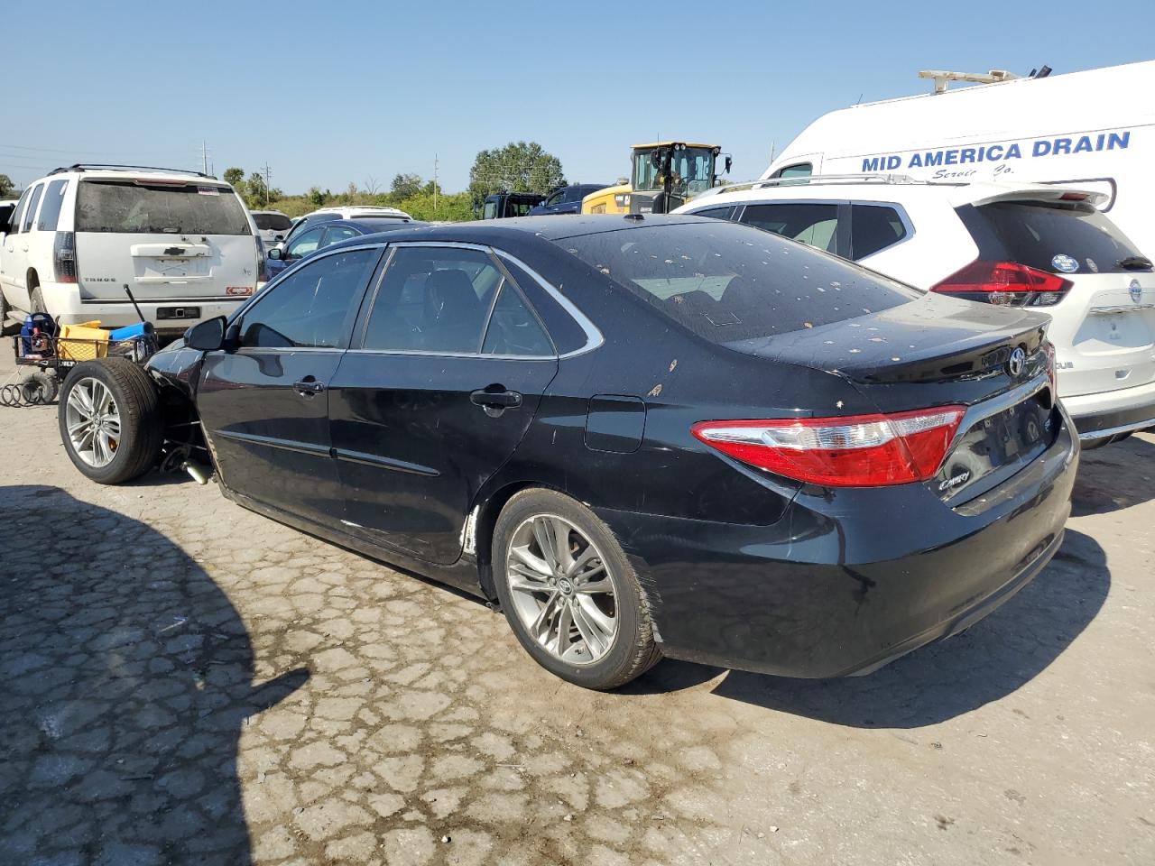 4T1BF1FK6FU109663 2015 TOYOTA CAMRY - Image 2