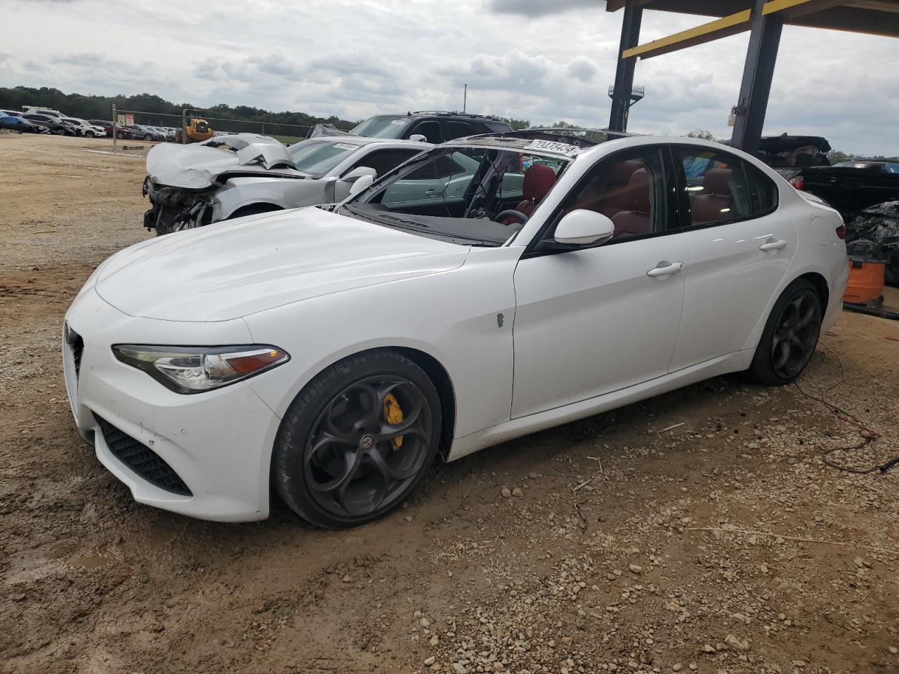 VIN ZARFAMBN3K7615486 2019 ALFA ROMEO GIULIA no.1