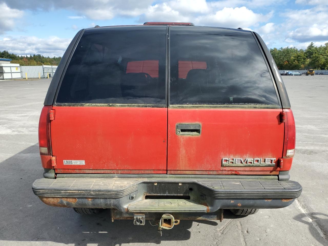 1998 Chevrolet Tahoe K1500 VIN: 3GNEK18R0WG114682 Lot: 75619714