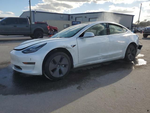  TESLA MODEL 3 2020 Білий