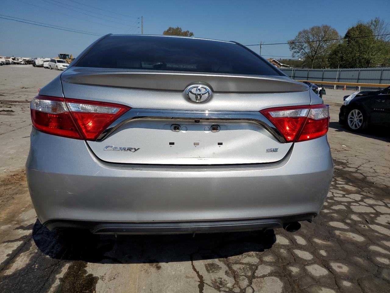 4T1BF1FK8GU244001 2016 Toyota Camry Le