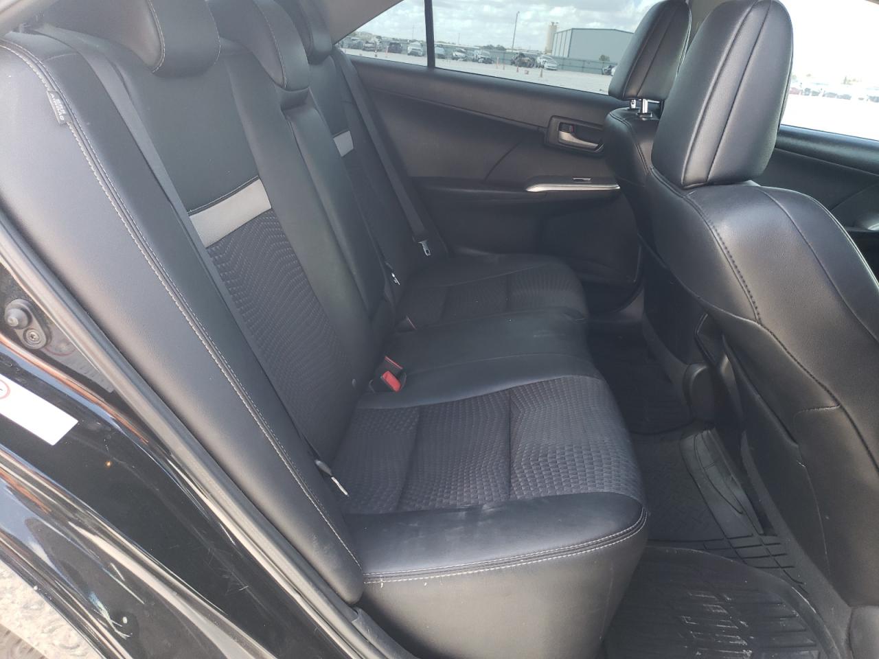 2014 Toyota Camry - Image 10