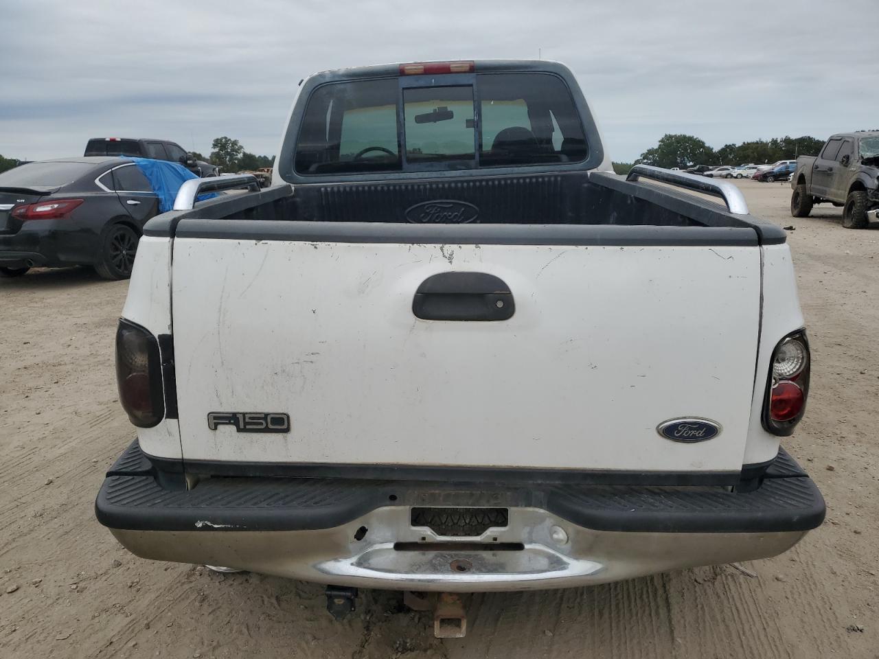 1998 Ford F150 VIN: 1FTRX08LXWKC28585 Lot: 75882984