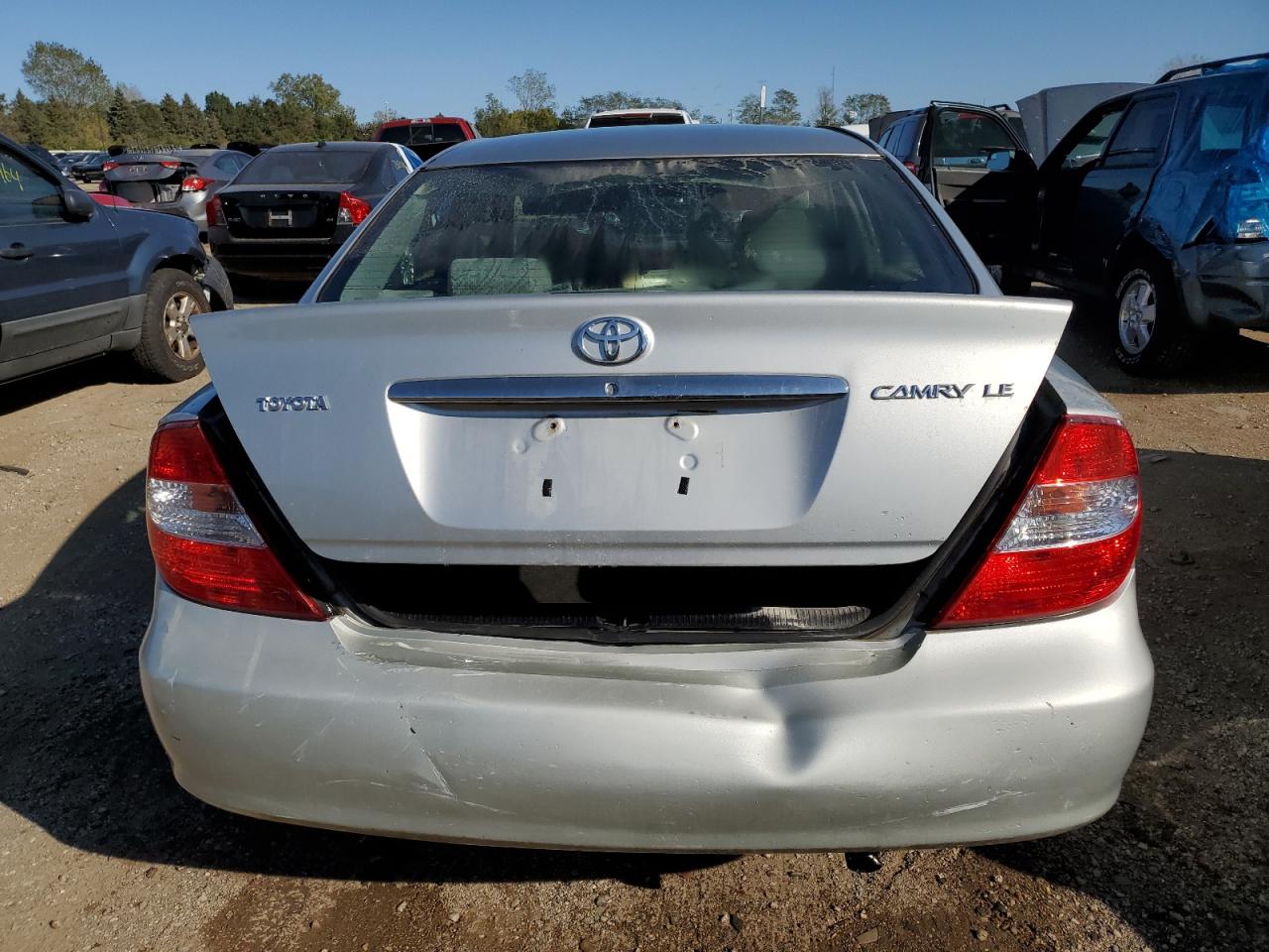 2003 Toyota Camry Le VIN: 4T1BE32K03U652927 Lot: 73607394