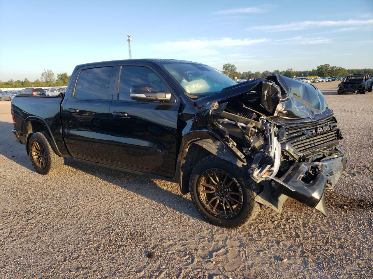 2019 RAM 1500 - Image 4