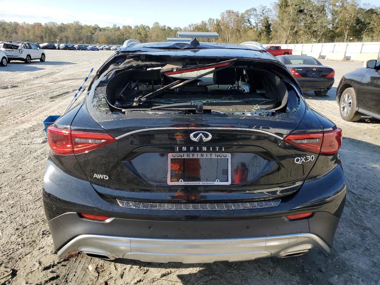 2018 Infiniti Qx30 Base VIN: SJKCH5CR4JA056321 Lot: 76099664