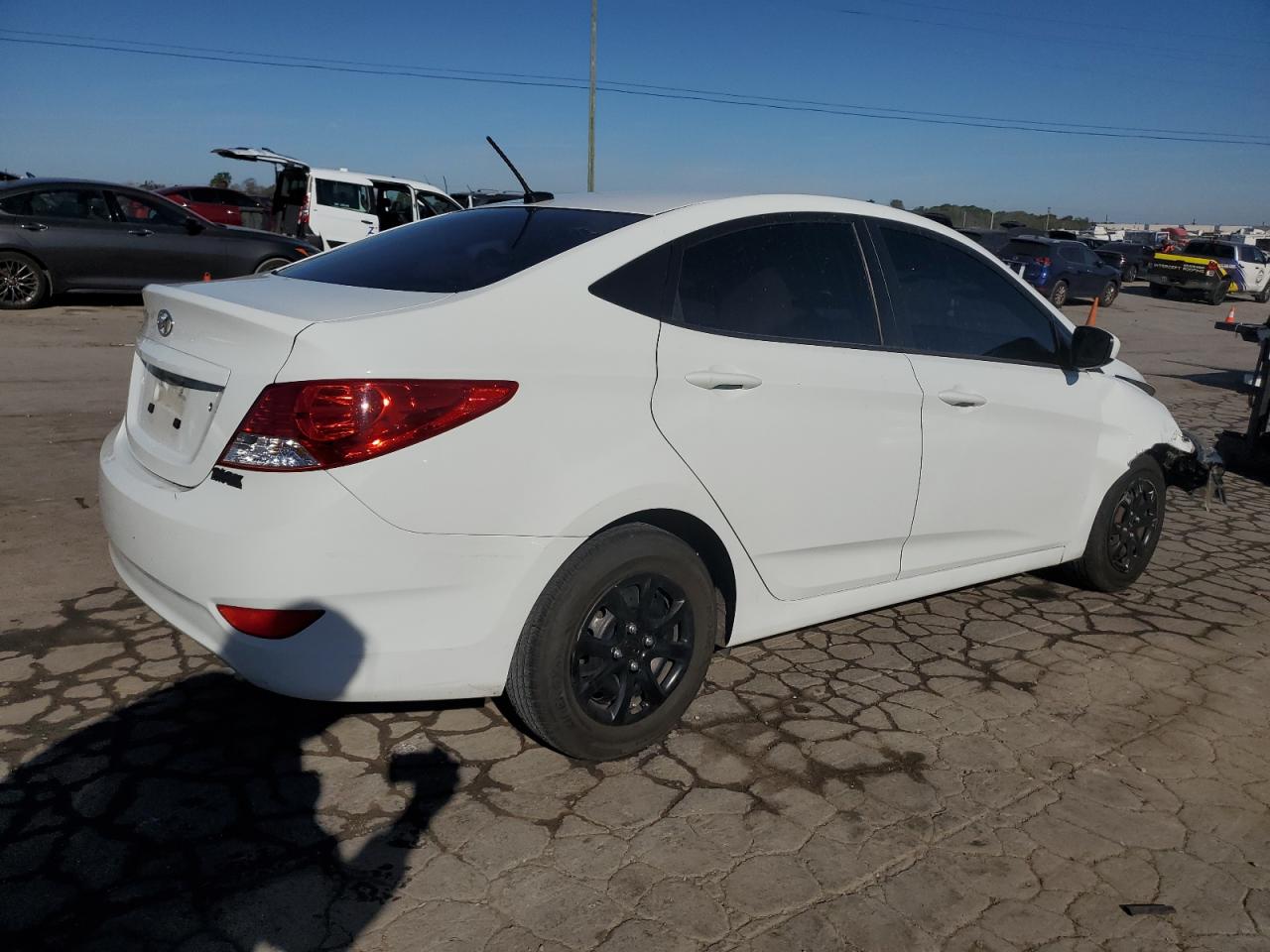 KMHCT4AE3DU577055 2013 Hyundai Accent Gls