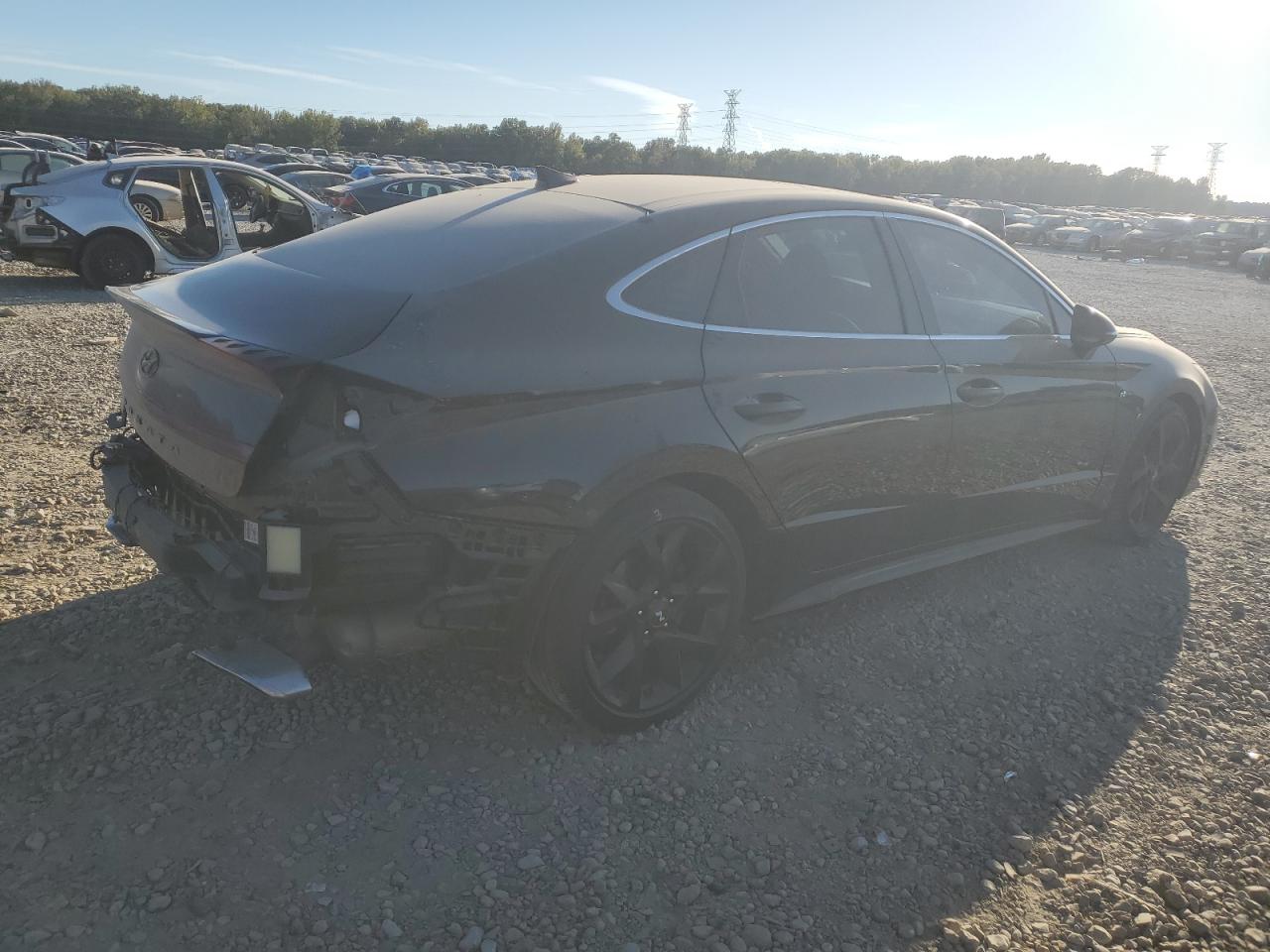 2022 Hyundai Sonata - Image 3