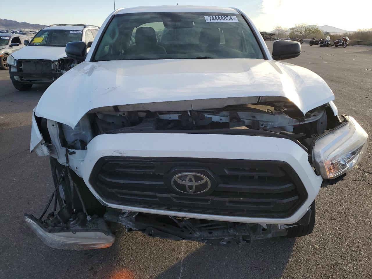 2019 Toyota Tacoma - Image 5