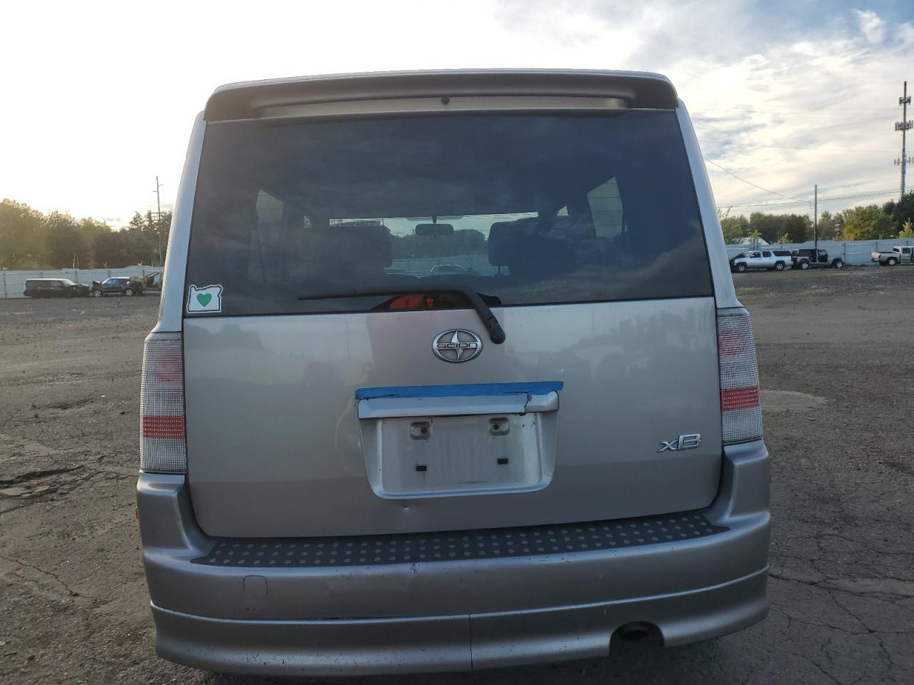 JTLKT324954024495 2005 Toyota Scion Xb