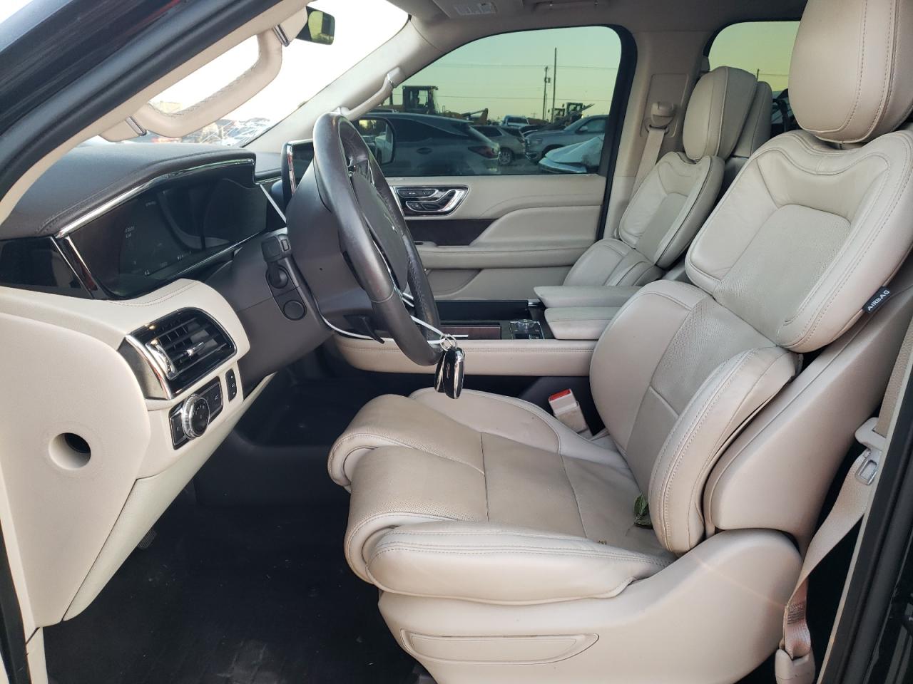 2019 Lincoln Navigator Reserve VIN: 5LMJJ2LT1KEL05590 Lot: 73976374