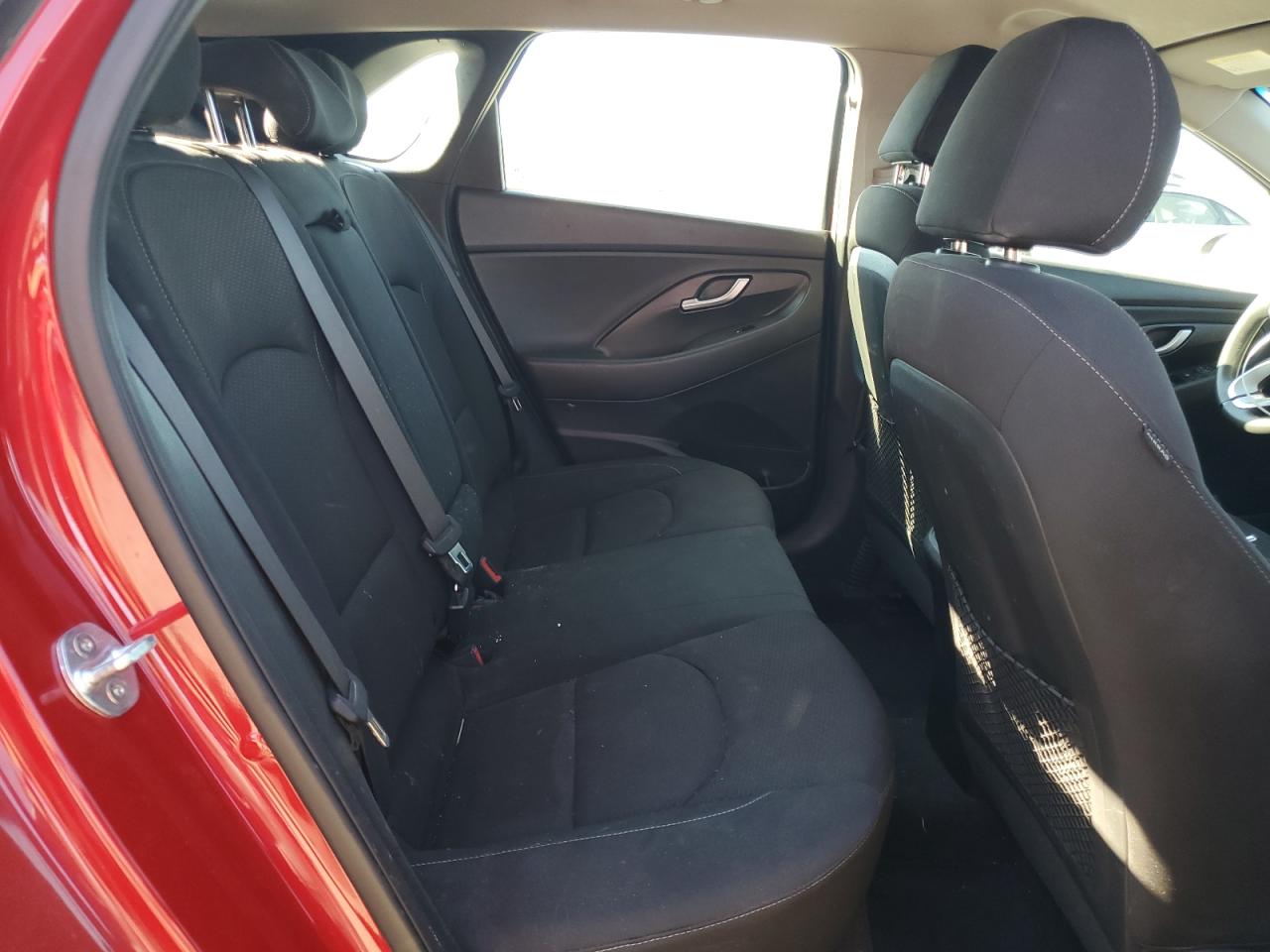 2020 Hyundai Elantra - Image 11
