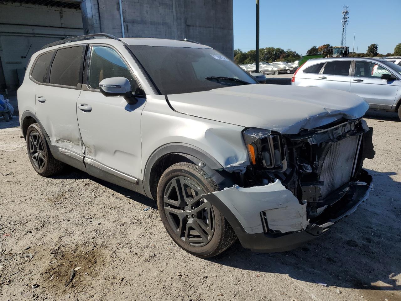 2023 Kia Telluride - Image 4