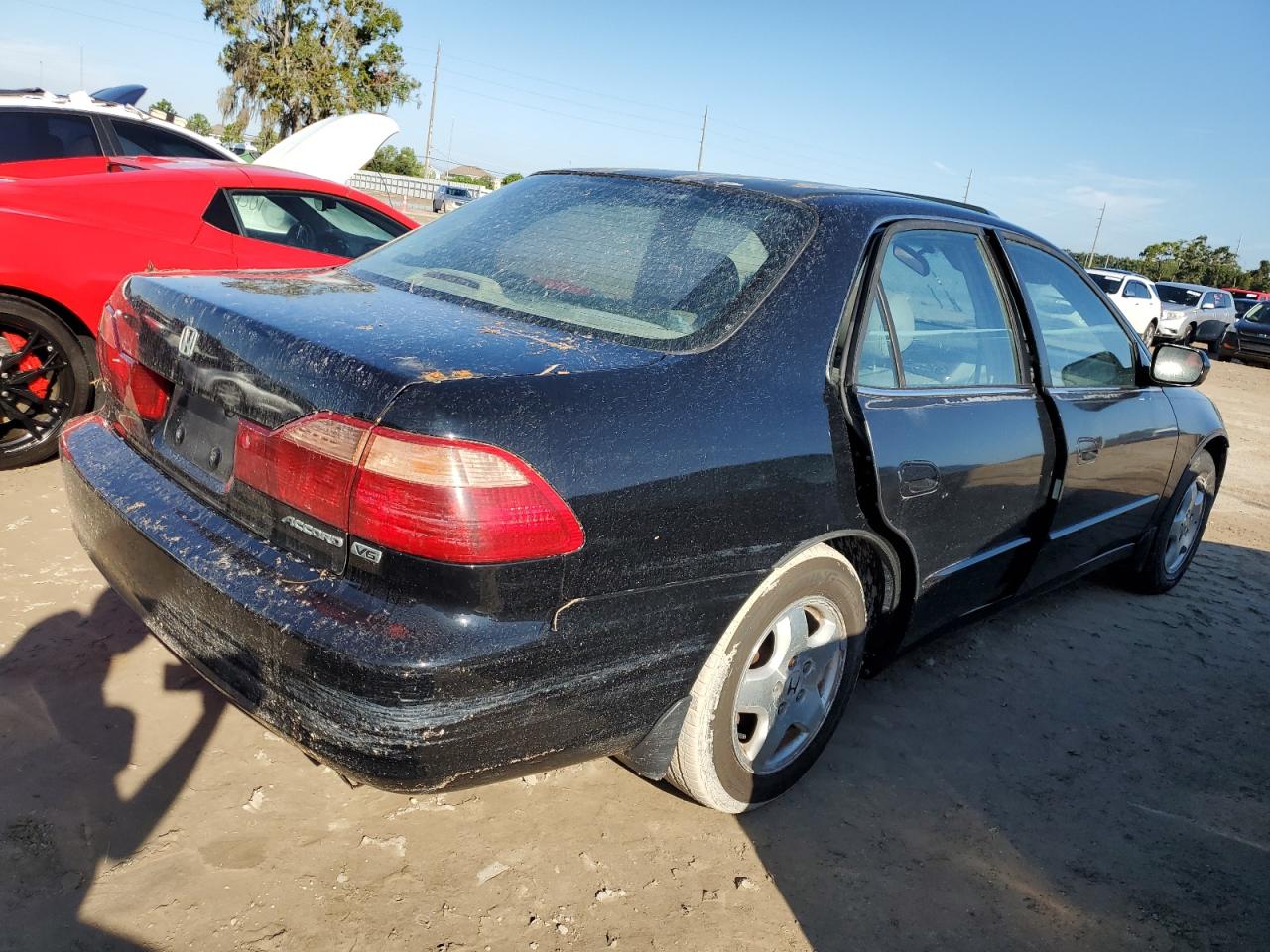 1HGCG1658XA050541 1999 Honda Accord Ex