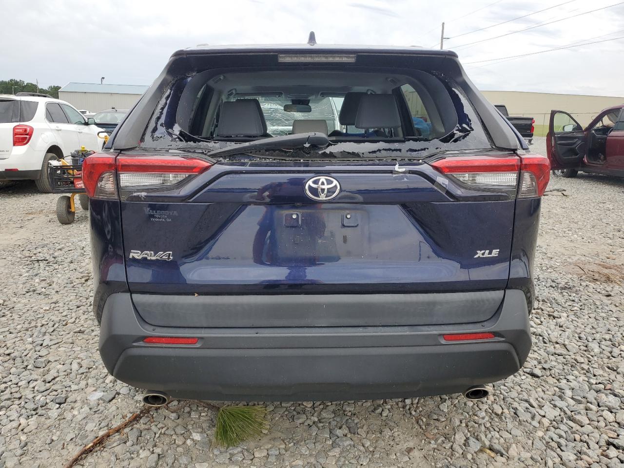 2T3C1RFV4KW052022 2019 Toyota Rav4 Xle Premium