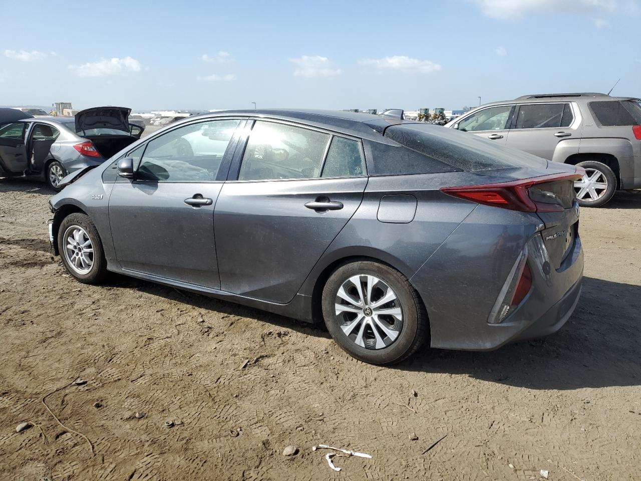 2020 Toyota Prius - Image 2