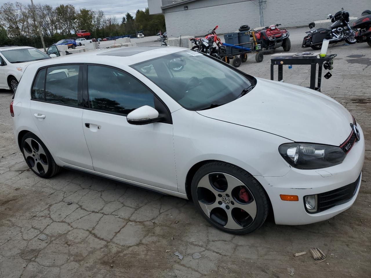 2010 Volkswagen GTI - Image 4