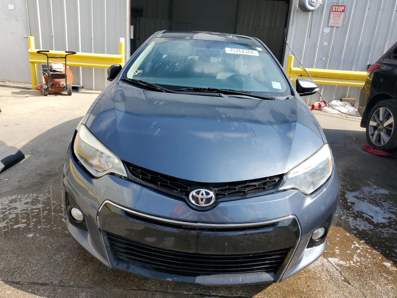 VIN 5YFBURHE9FP179803 2015 TOYOTA COROLLA no.5