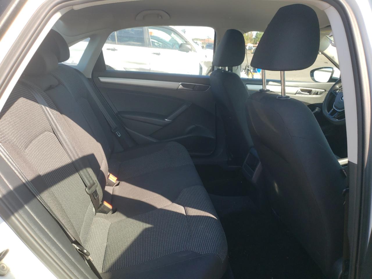 2016 Volkswagen Passat S VIN: 1VWAT7A35GC059659 Lot: 74751324