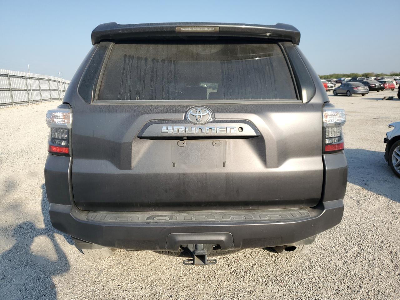 JTEZU5JR5H5152744 2017 Toyota 4Runner Sr5