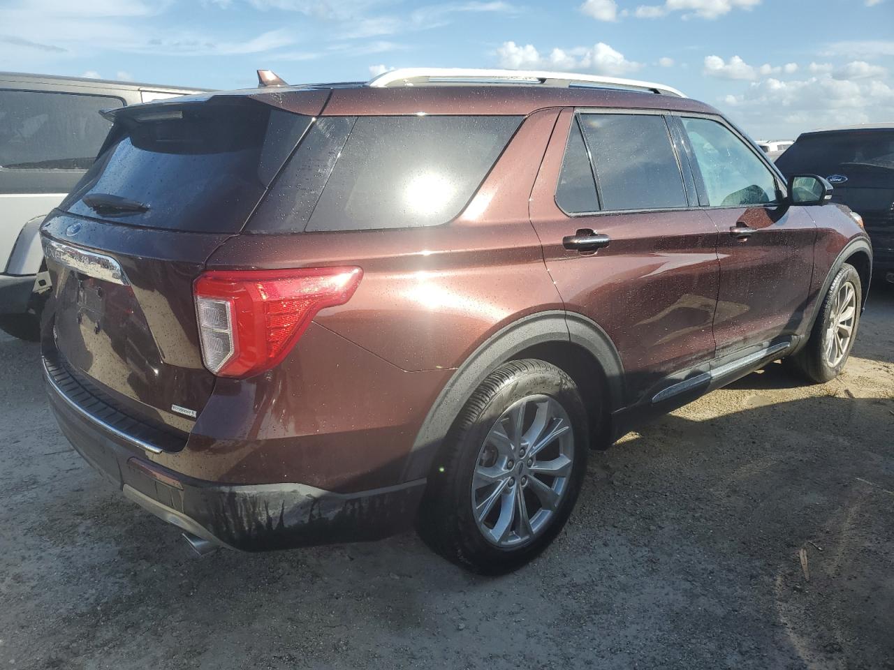 2020 Ford Explorer - Image 3