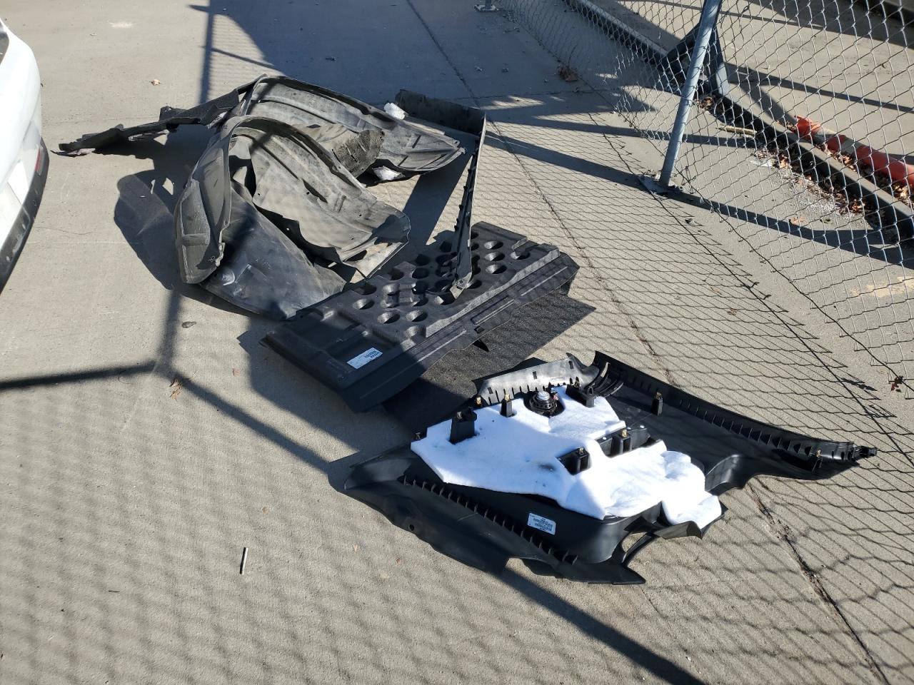 2017 Dodge Challenger Srt Hellcat VIN: 2C3CDZC93HH553995 Lot: 75542564