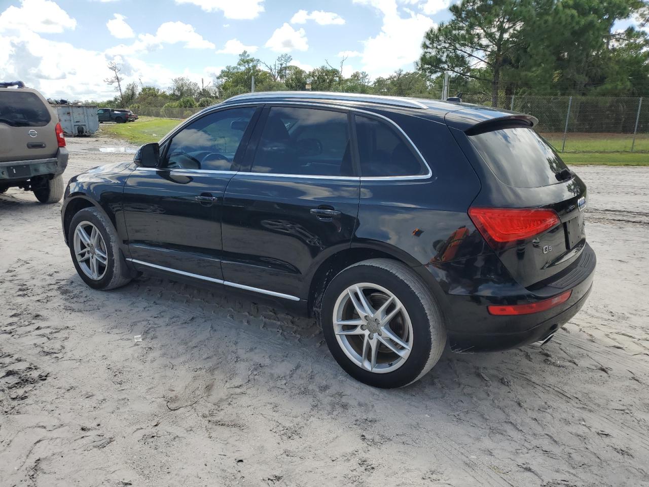 2013 Audi Q5 - Image 2
