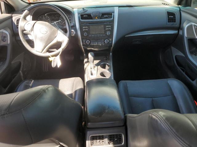  NISSAN ALTIMA 2015 Czerwony