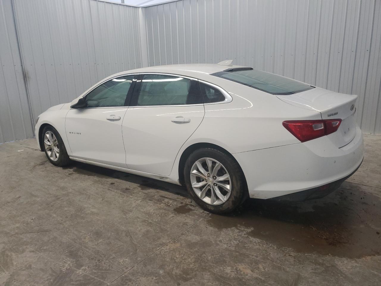 2023 Chevrolet Malibu - Image 2