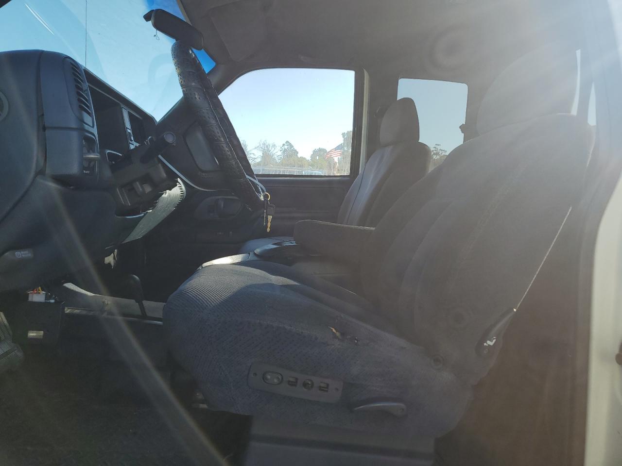 2GTEK19K4S1524687 1995 GMC Sierra K1500