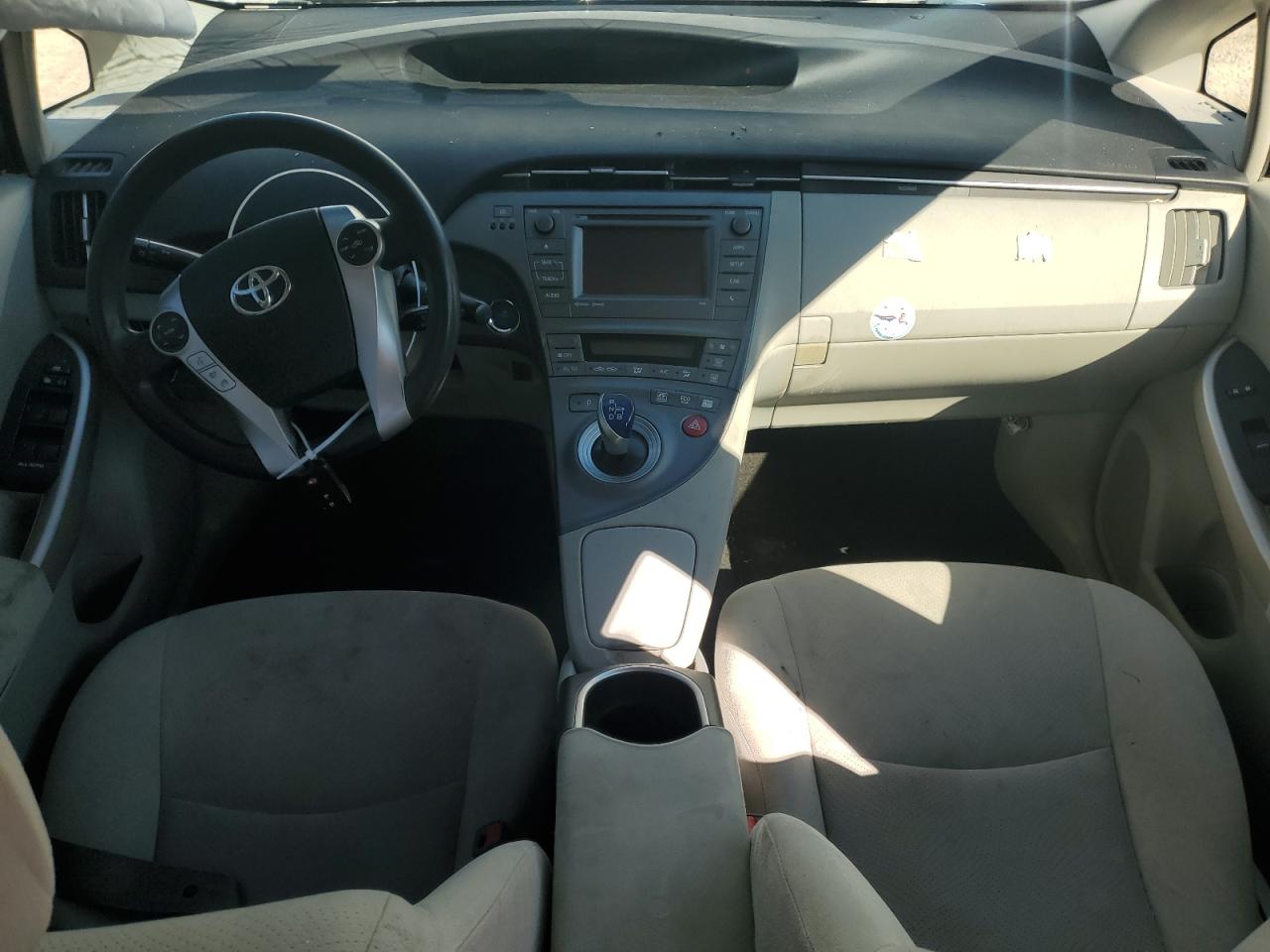 2014 Toyota Prius - Image 8