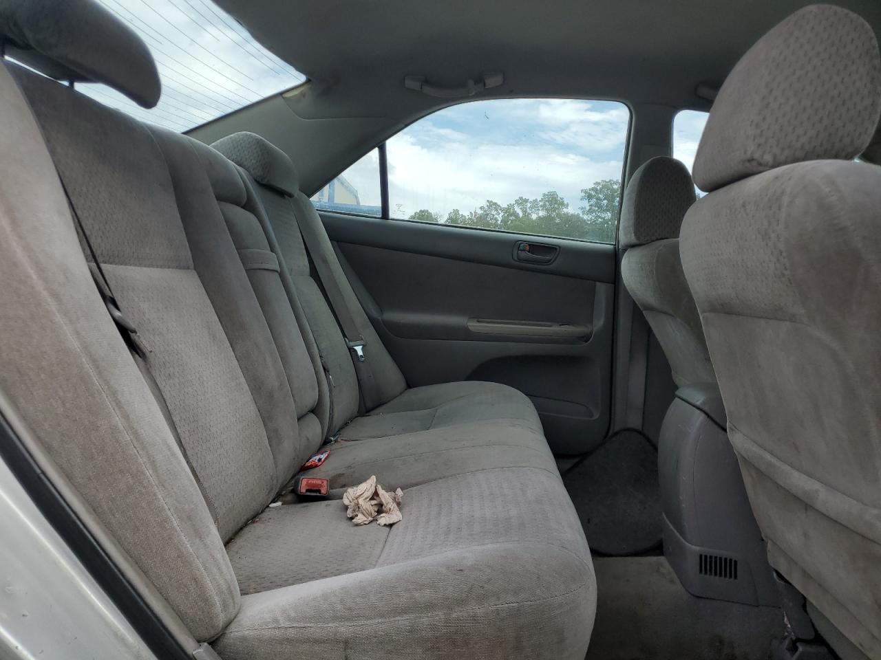 2003 Toyota Camry Le VIN: 4T1BE32K13U716294 Lot: 72503874